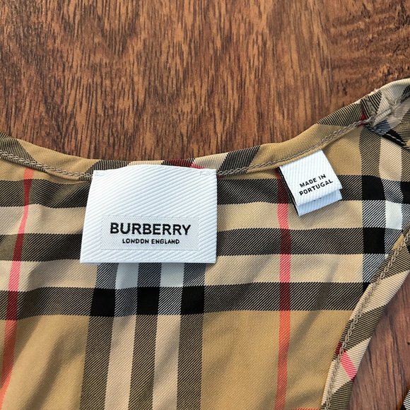 Burberry Sports Bra *never worn* - Picture 2 of 3